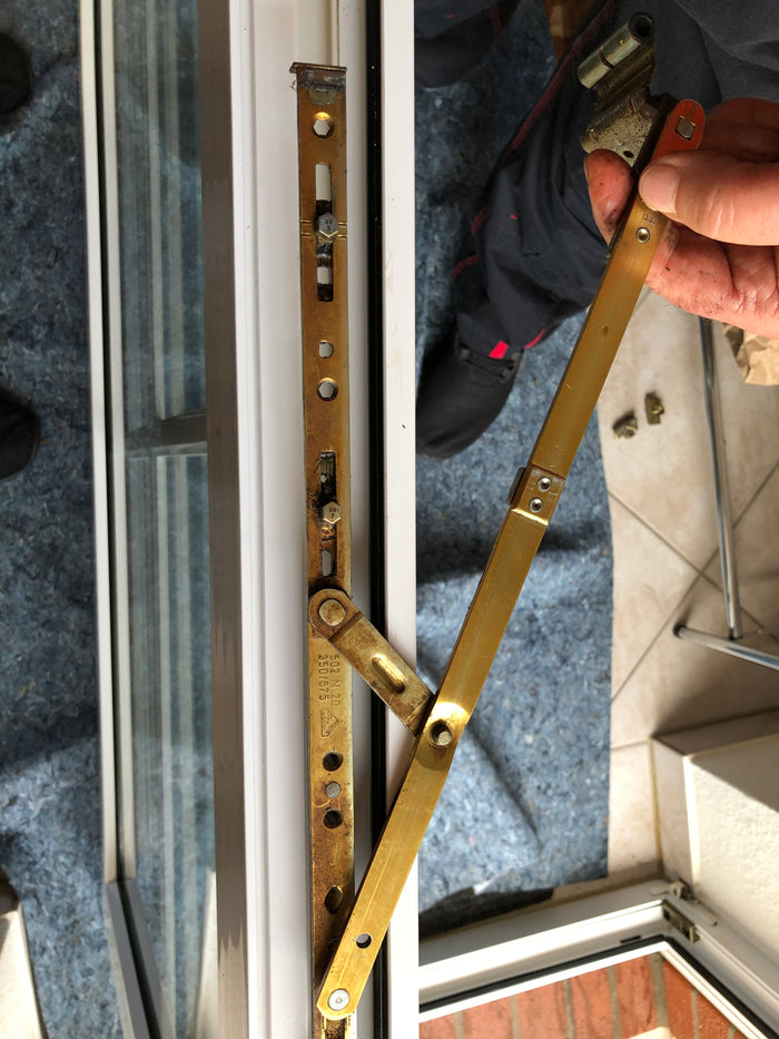 Fenster-Beschlag-Reparatur